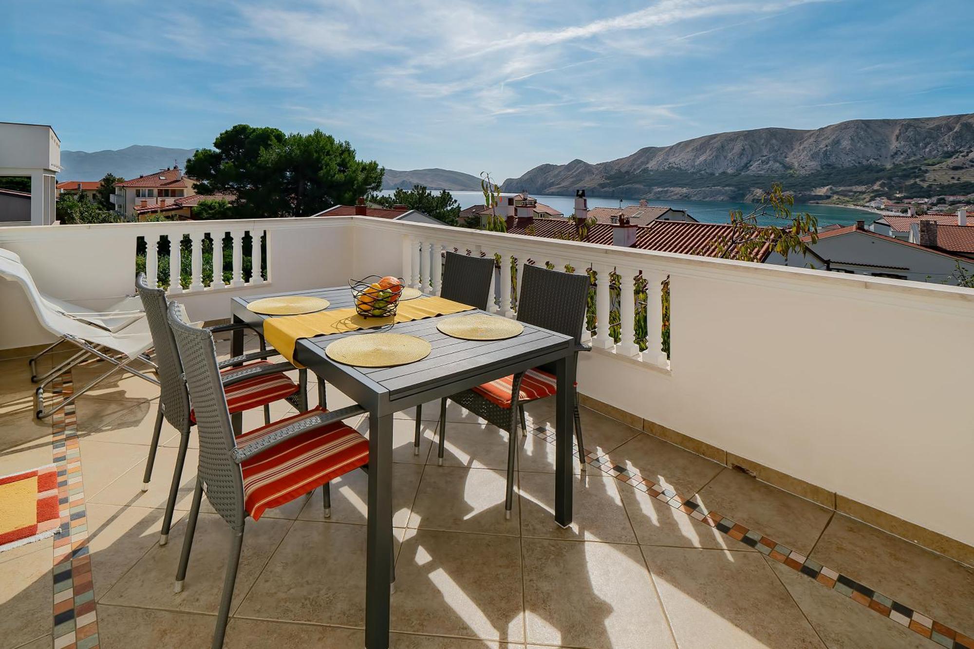 Apartments With Terrace Baška Szoba fotó