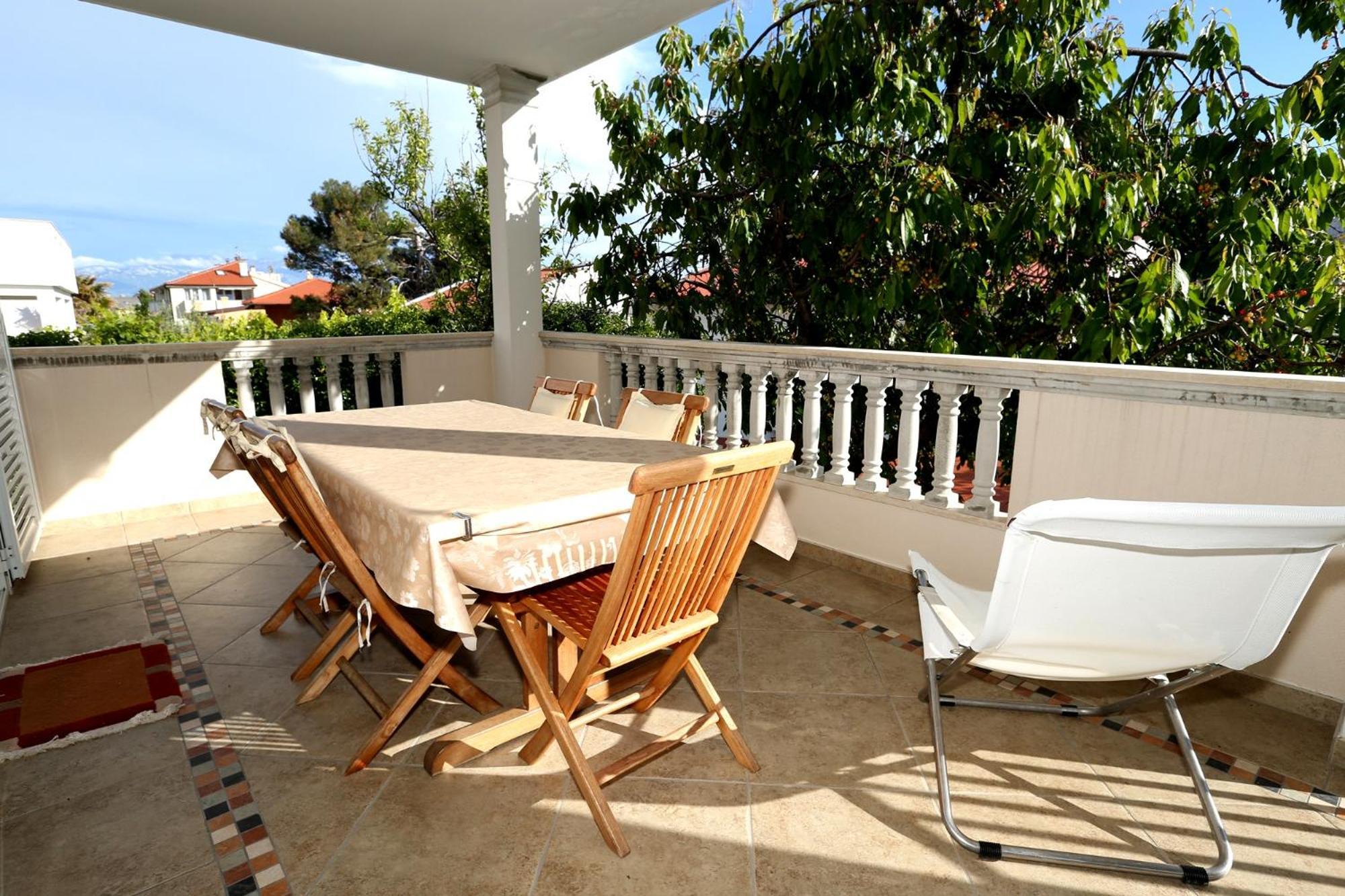 Apartments With Terrace Baška Szoba fotó